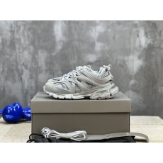 Balenciaga Sneakers